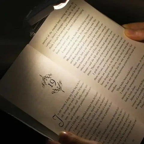 LED BOOK - Luminária Portátil para Leitura Recarregável